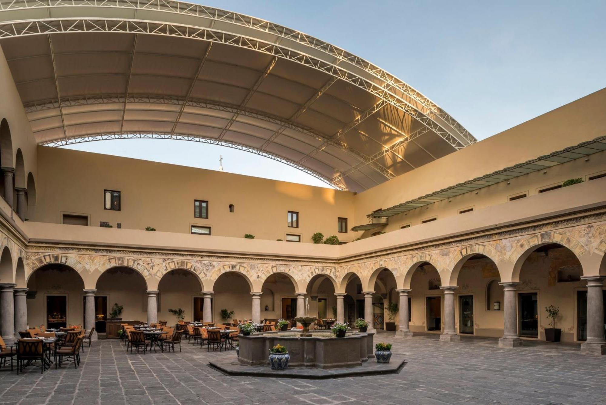 Quinta Real Hotel 5*